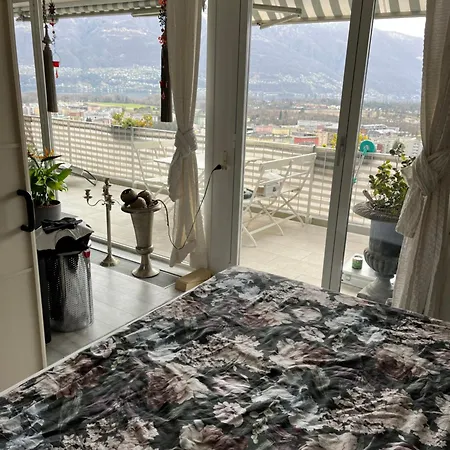 Apartment Paradiso *