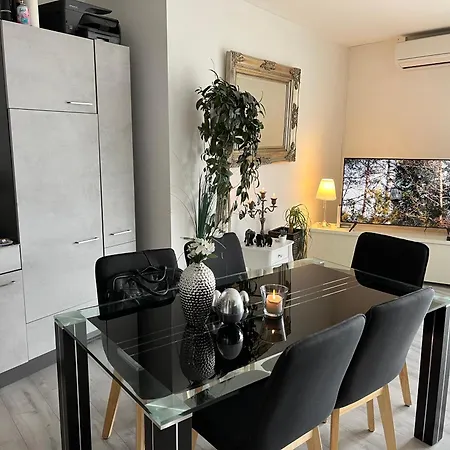 Paradiso Apartment